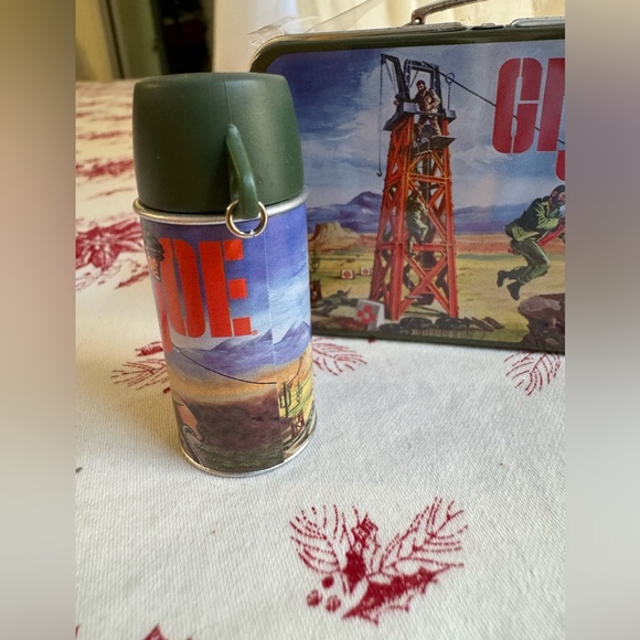 Hallmark GI Joe Lunch Box Set Ornament - Picture 4 of 5